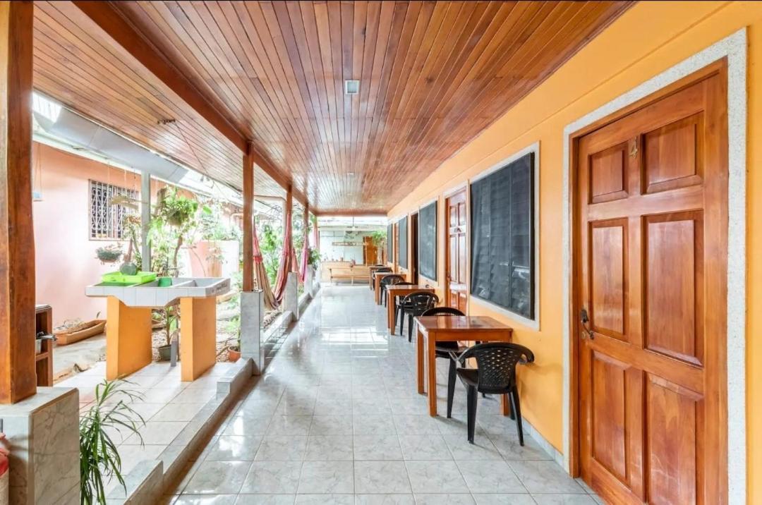 Cocobolo Surf Hotel & School Playa Santa Teresa  Exterior foto